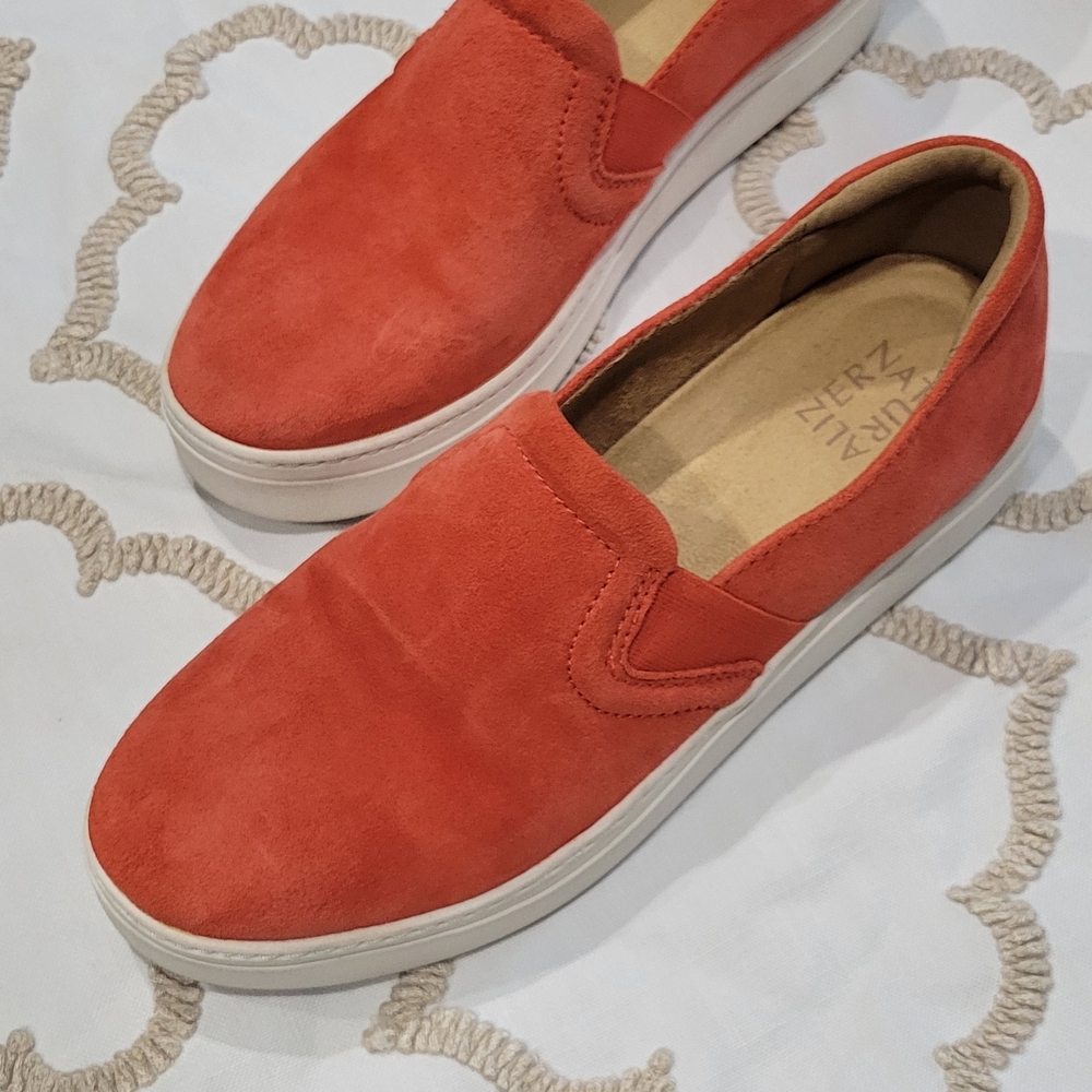 Neutraluzer Women's Coral Slip-On Loafers